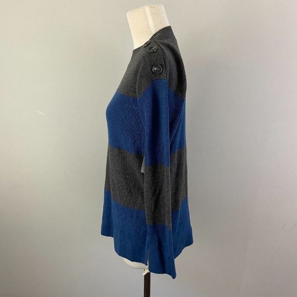 NWT VINCE CAMUTO Grey & Blue Striped Sweater - Picture 4 of 9